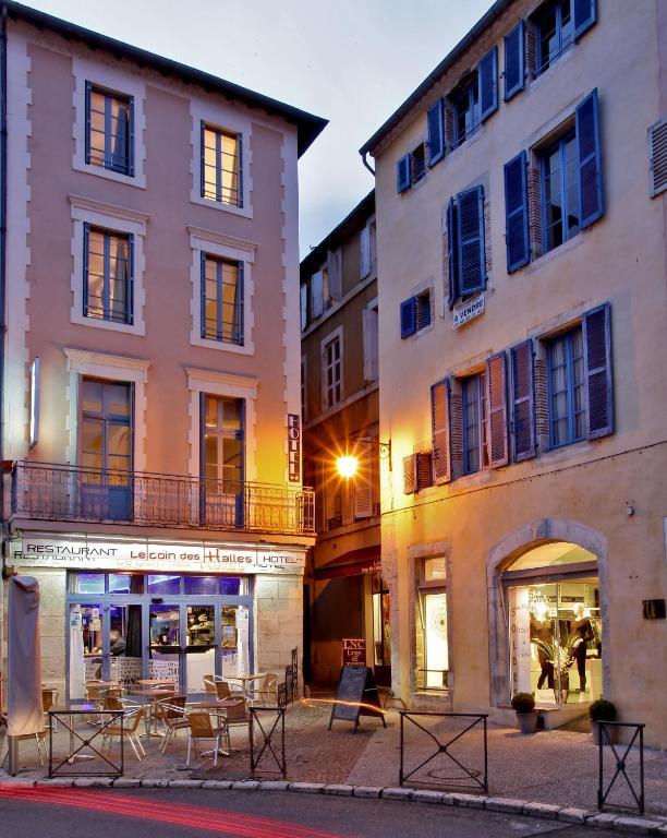 Hotel Le Coin Des Halles Каор Экстерьер фото