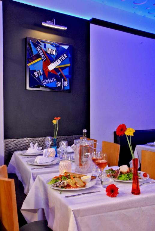 Hotel Le Coin Des Halles Каор Экстерьер фото
